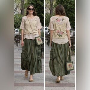 “Wearable art” skirt